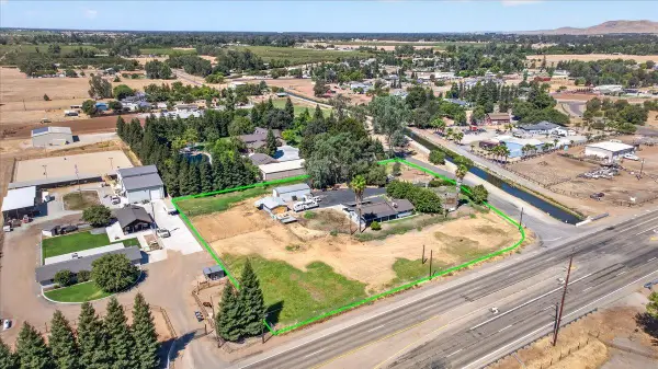 12909 E Gettysburg Avenue, Sanger, CA 93657