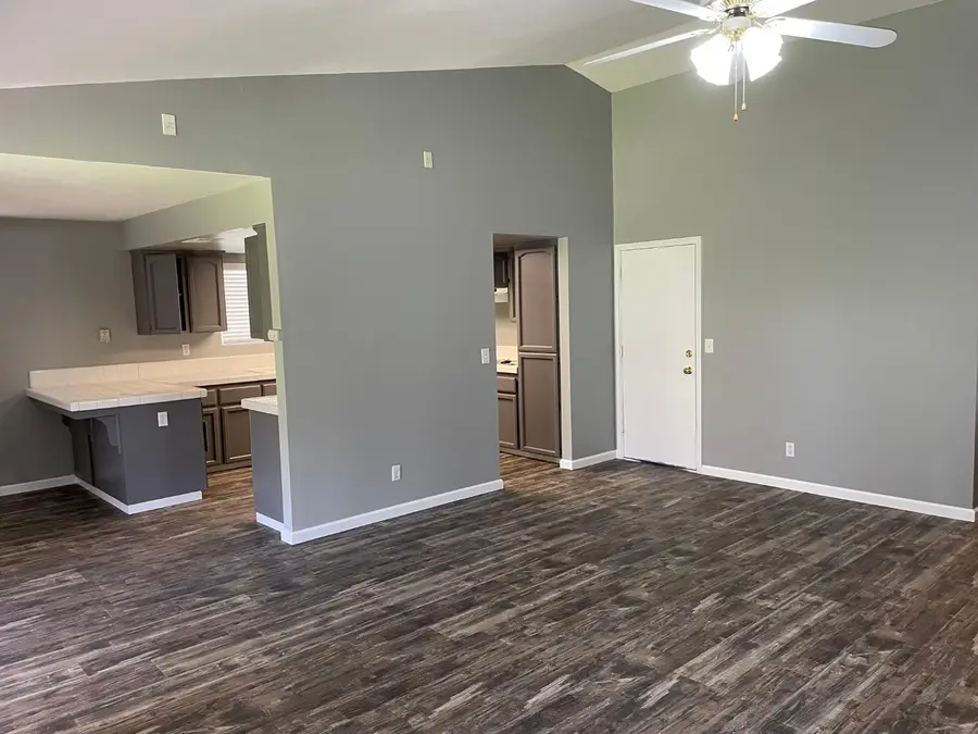 368 W Gibson Avenue, Clovis, CA 93612 - #3