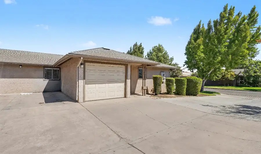 1575 N Pleasant, Fresno, CA 93728 - #3