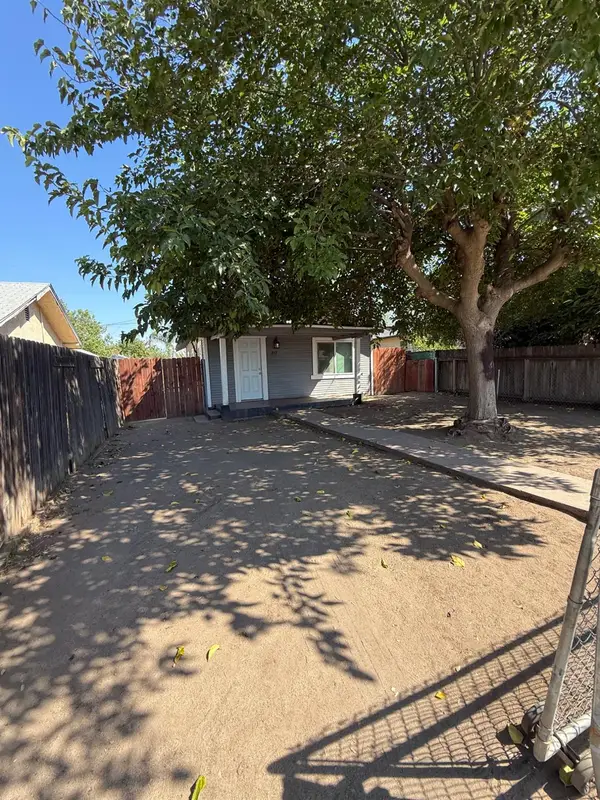 817 S 8th Street, Fresno, CA 93702
