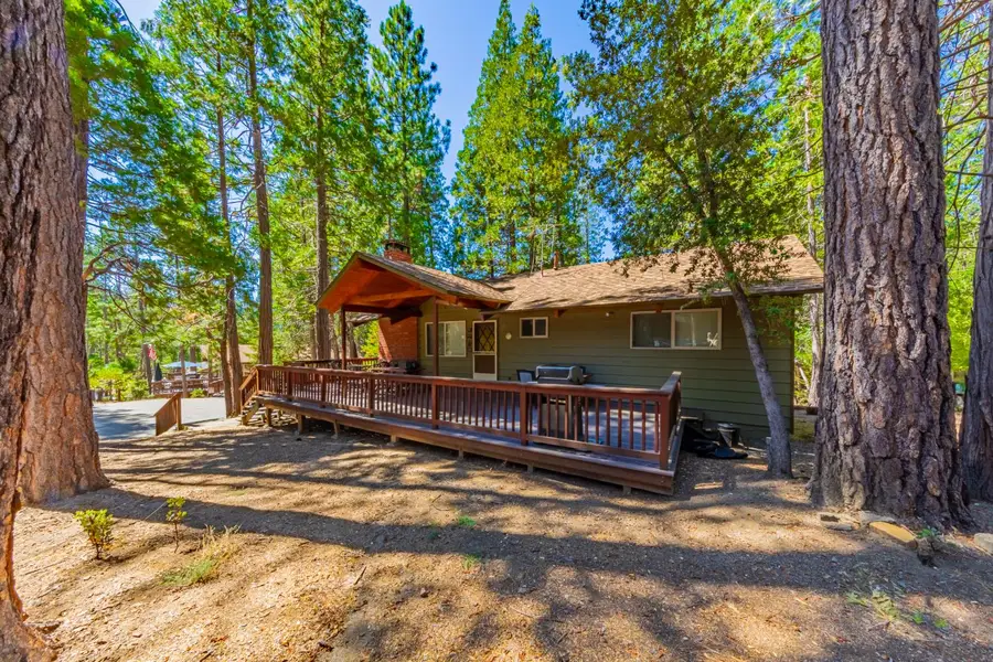 8005 Cedar Circle, Wawona, CA 95389 - #2
