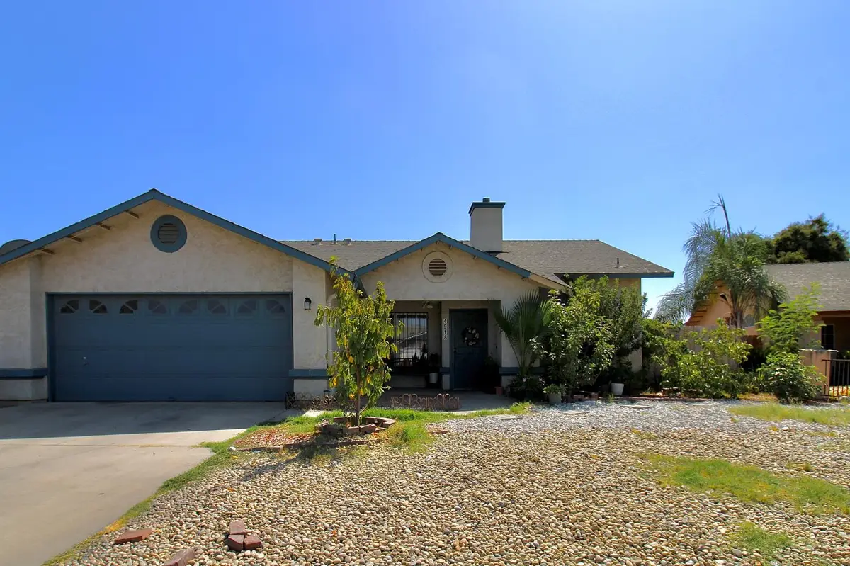 4918 E Burns Avenue, Fresno, CA 93725 - #1