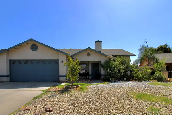 4918 E Burns Avenue, Fresno, CA 93725