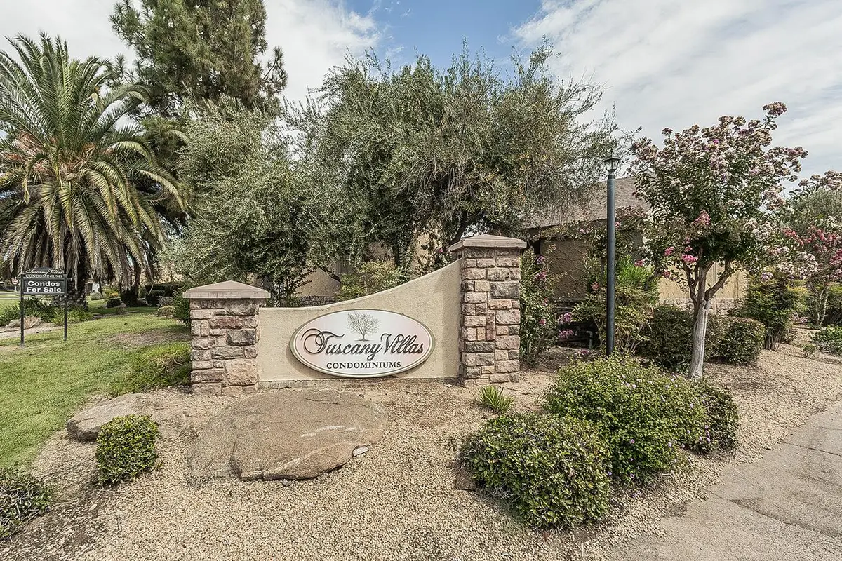 7178 N Fruit Avenue #102, Fresno, CA 93711 - #1