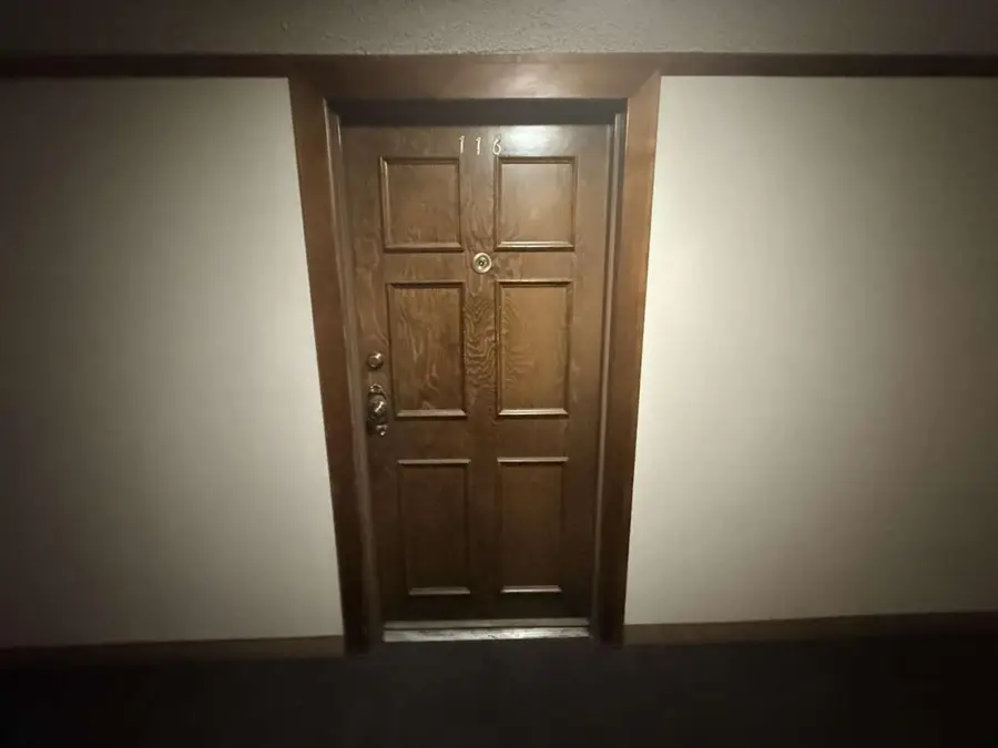 4919 N Millbrook Avenue #116, Fresno, CA 93726 - #3