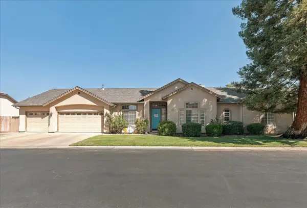 1883 Rialto Court, Clovis, CA 93611