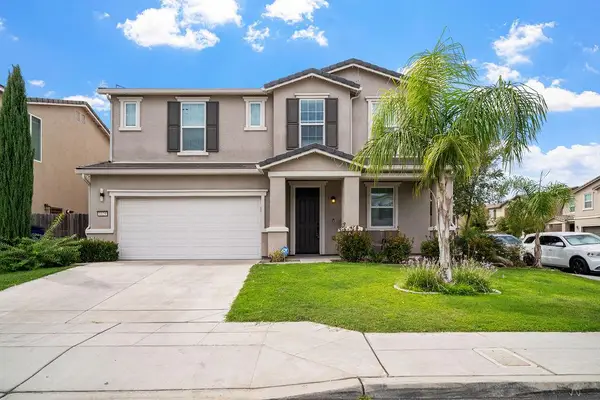 1129 S Carriage Avenue S, Fresno, CA 93727