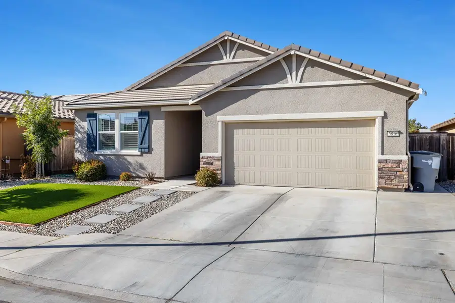 6816 E Woodward Avenue, Fresno, CA 93727 - #3