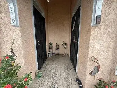 218 E 51st Street, Los Angeles, CA 90011 - #2
