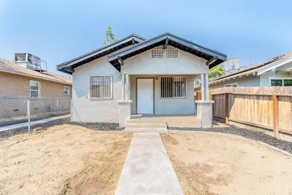3137 E Townsend Avenue, Fresno, CA 93702