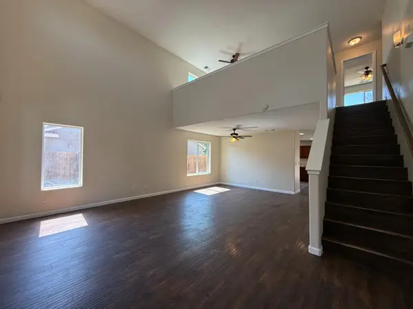 1865 N Ellendale Avenue, Fresno, CA 93722