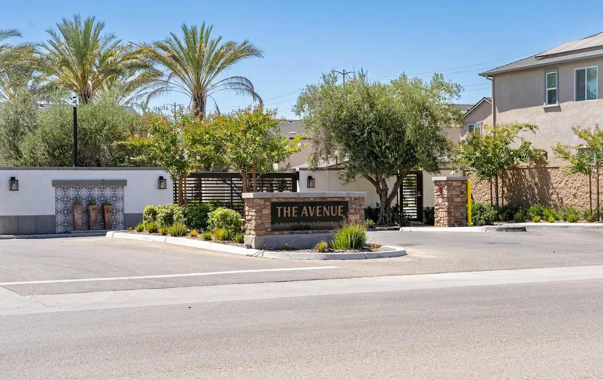 6294 E Riesling Drive E, Fresno, CA 93727 - #1