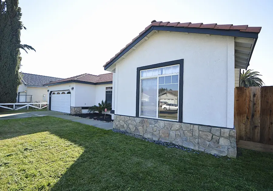 1133 Cousins Court, Lemoore, CA 93245 - #3