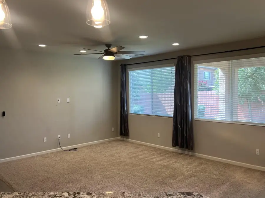 3507 N Leanne Avenue, Fresno, CA 93737 - #3