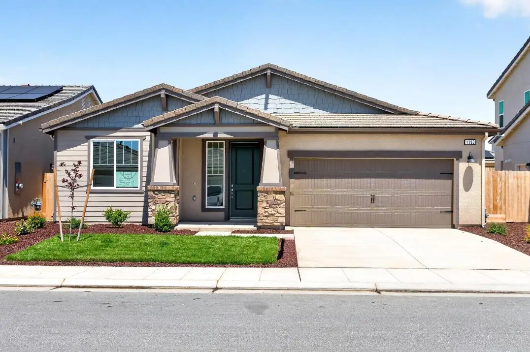 1193 Magnolia Court W, Madera, CA 93636 - #1