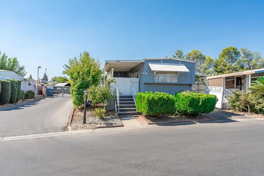 221 W Herndon Avenue #57, Pinedale, CA 93650 - #3