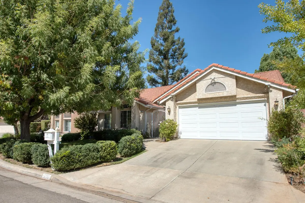 292 E Marwood Lane, Fresno, CA 93720 - #1