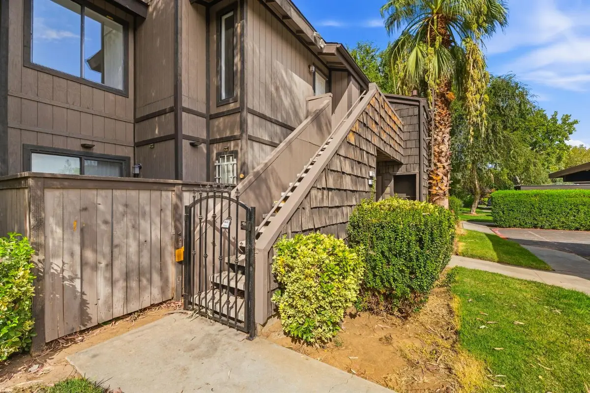 1190 S Winery Avenue #222, Fresno, CA 93727 - #1