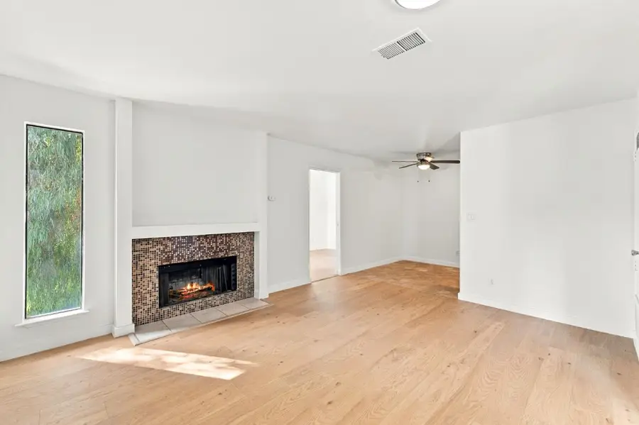 1190 S Winery Avenue #222, Fresno, CA 93727 - #3