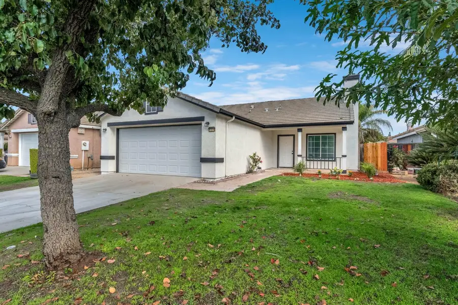 5558 W Ashcroft Avenue, Fresno, CA 93722 - #3