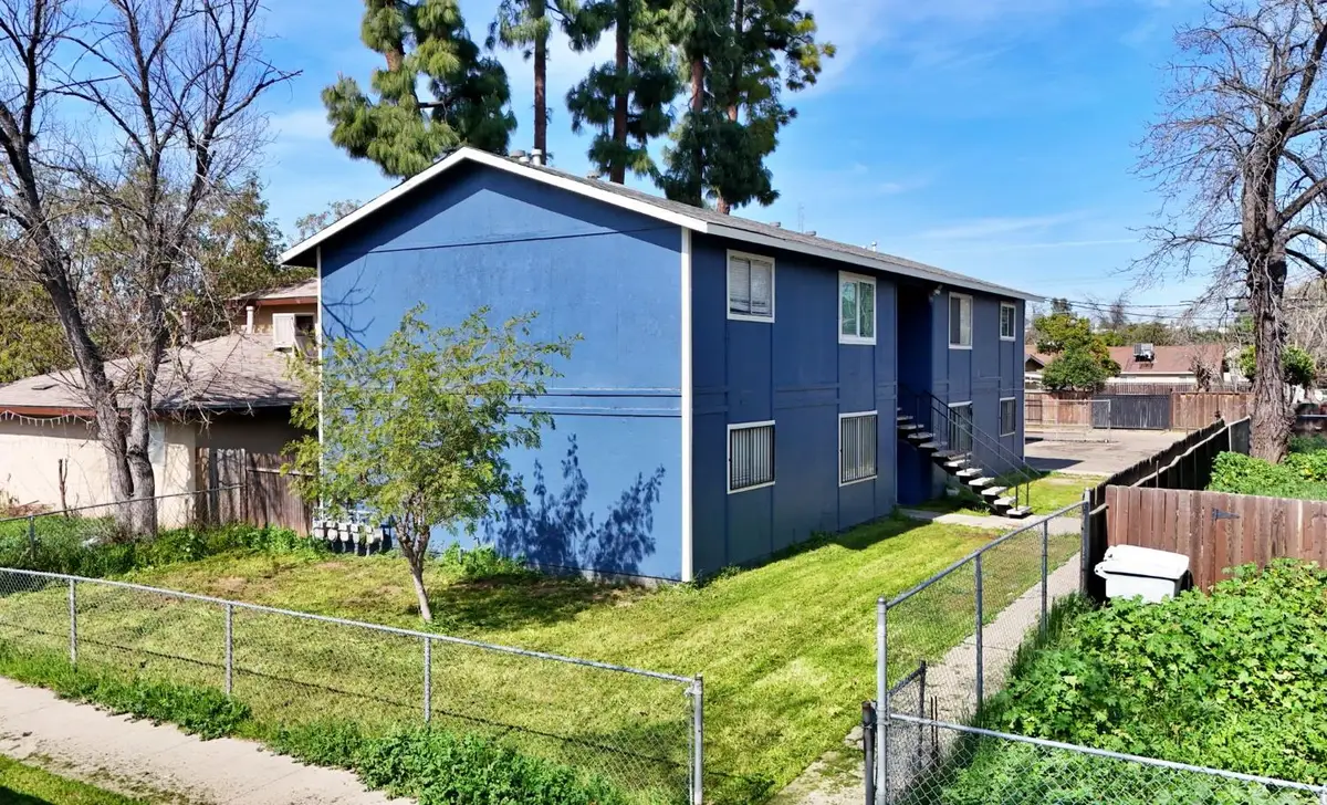 2311 E White Avenue, Fresno, CA 93701 - #1