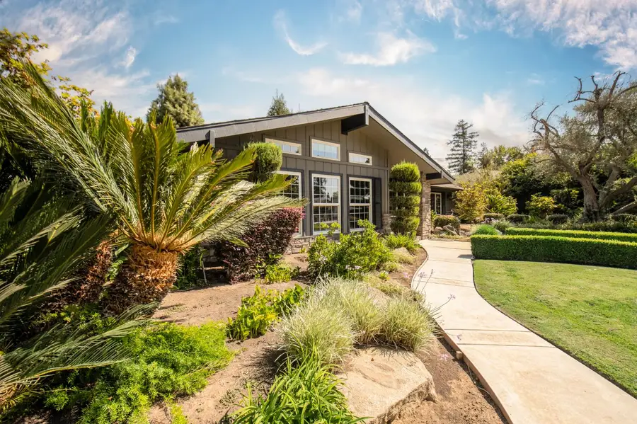 7402 N Benedict Avenue, Fresno, CA 93711 - #2