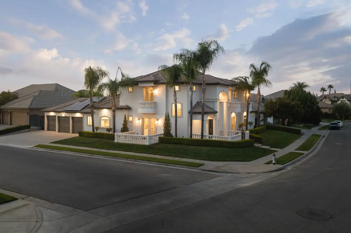10743 N Baird Avenue, Fresno, CA 93730 - #1