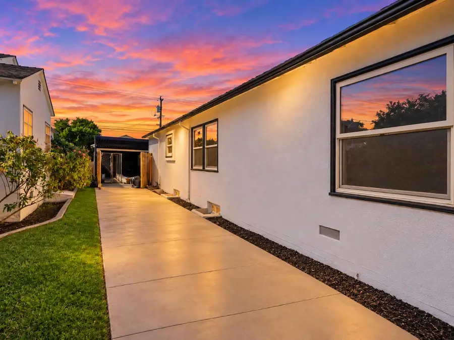 1545 N Vagedes Avenue, Fresno, CA 93728 - #3