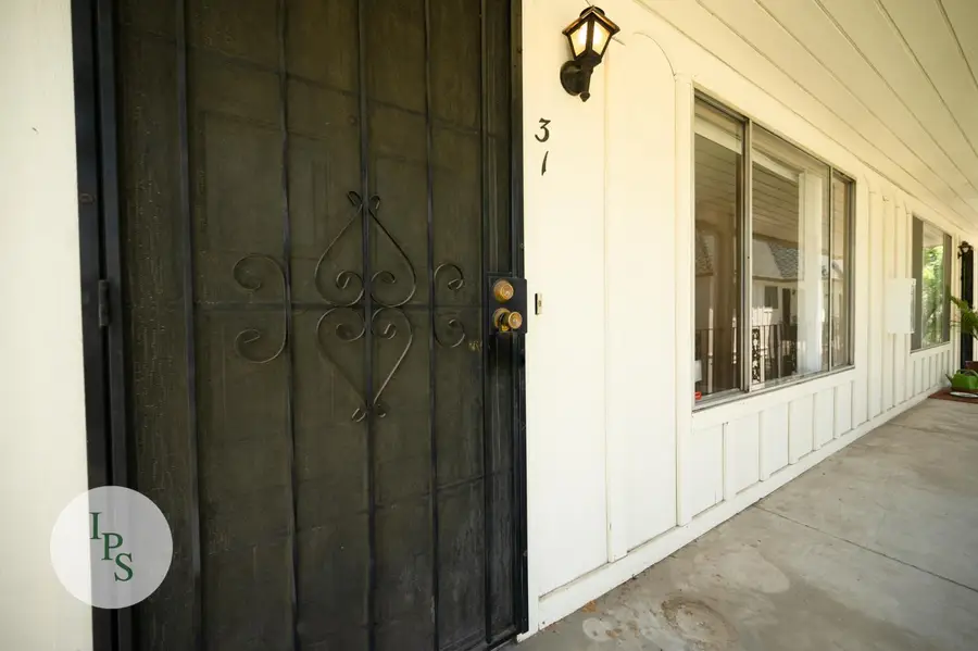 5090 N Roosevelt Avenue #31, Fresno, CA 93704 - #3
