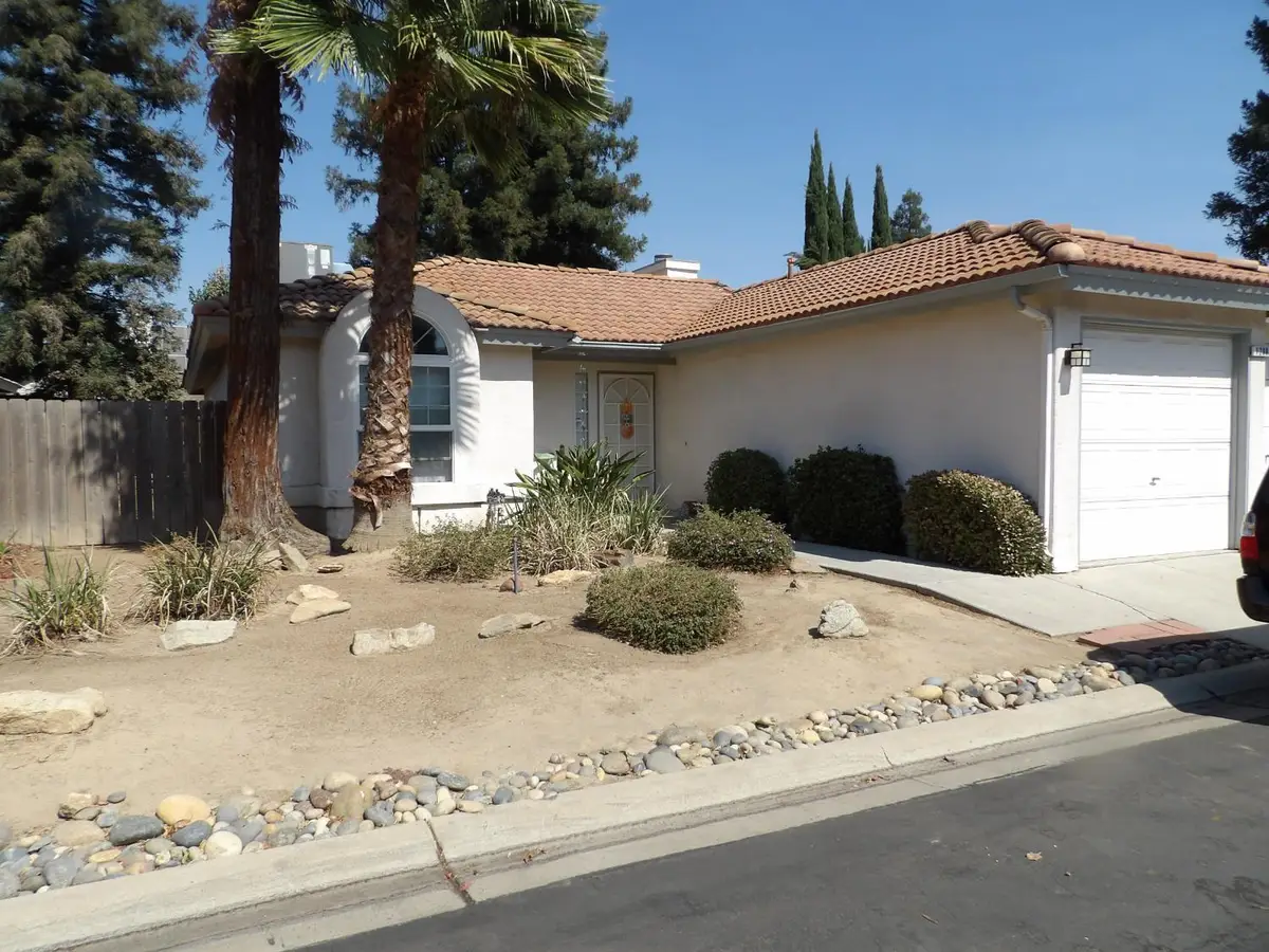 1288 E Loma Linda Avenue, Fresno, CA 93720 - #1