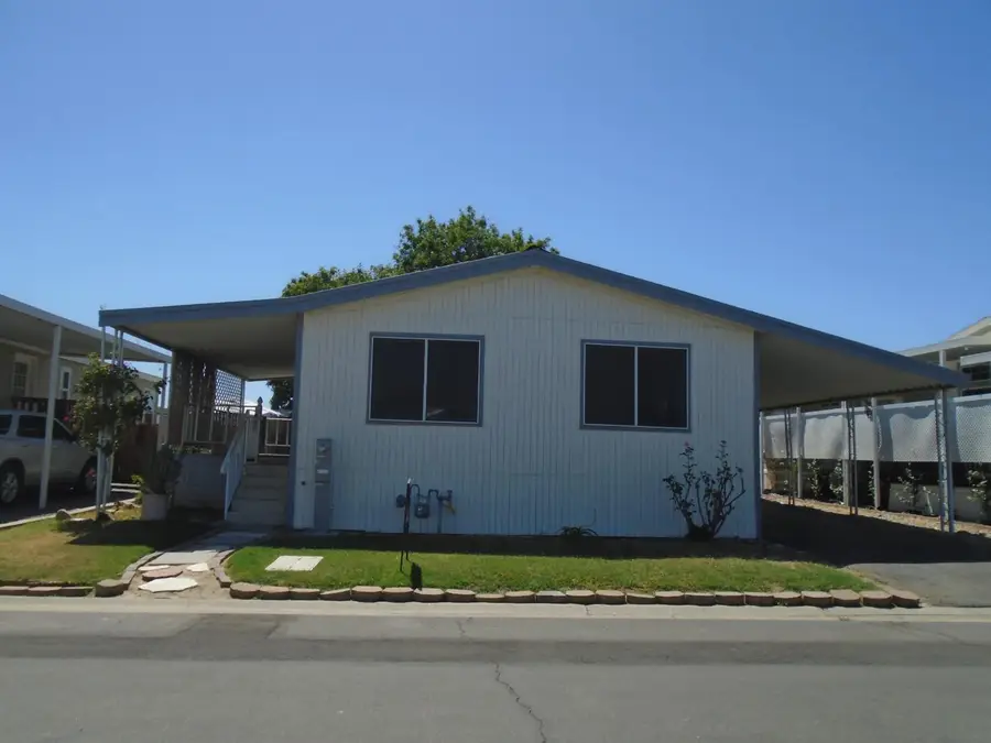 860 E Grangeville Boulevard #18, Hanford, CA 93230 - #3