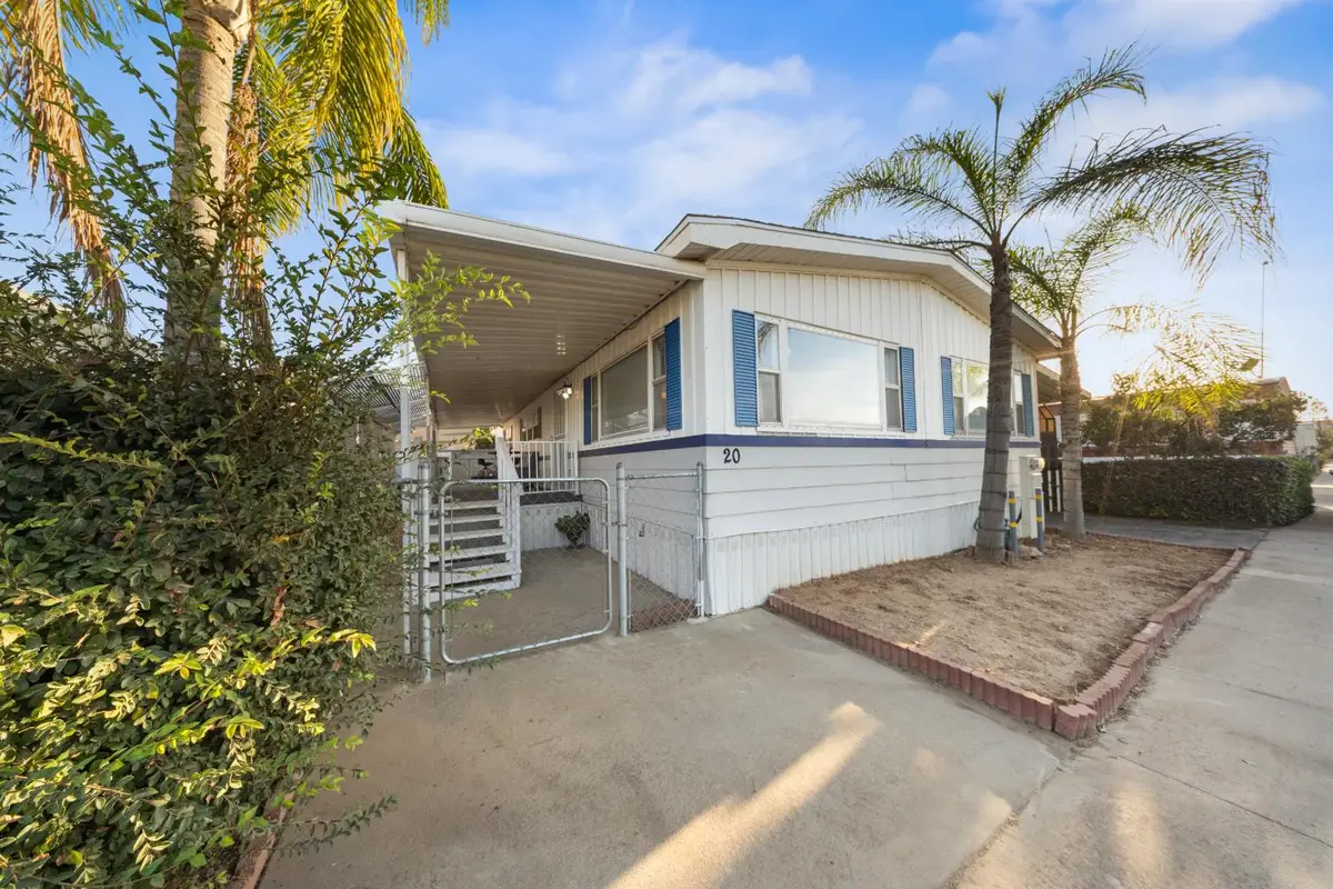 7676 N Fresno Street #20, Fresno, CA 93720 - #1