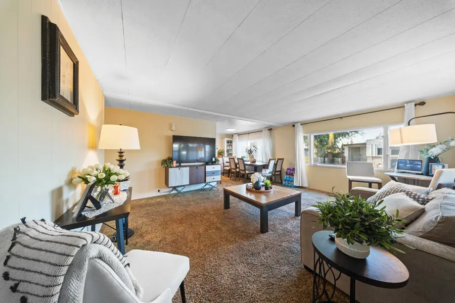 7676 N Fresno Street #20, Fresno, CA 93720 - #2