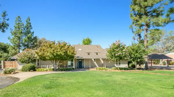 5667 Amber Avenue, Clovis, CA 93619