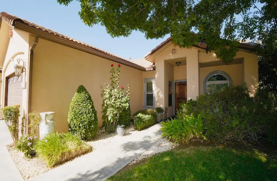 5445 N Salinas Avenue, Fresno, CA 93722 - #3