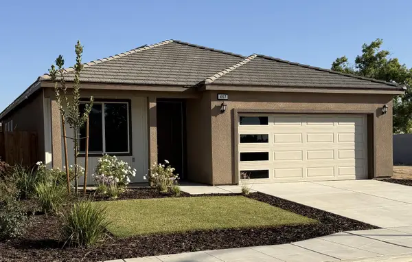 467 Gibson Avenue, Clovis, CA 93612