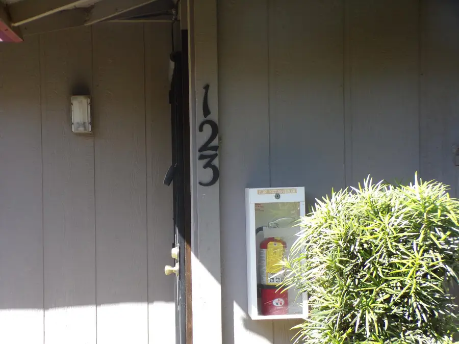 4504 N Valentine Avenue #123, Fresno, CA 93722 - #2
