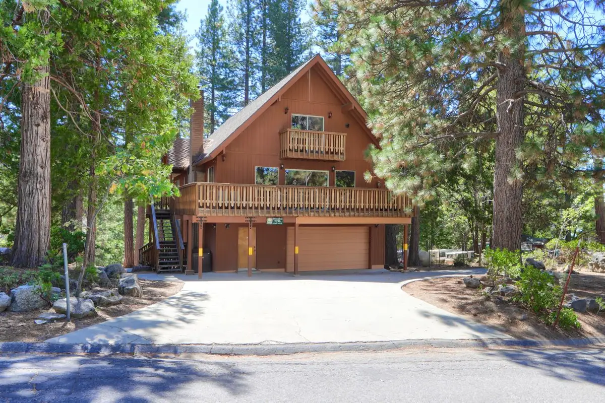 7296 Yosemite Park Way, Wawona, CA 95389 - #1