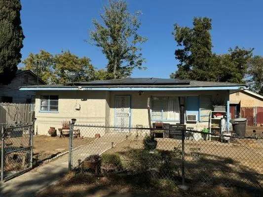 3819 E Belgravia Avenue, Fresno, CA 93725 - #1
