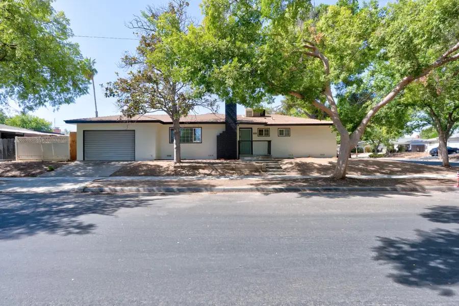 3655 N Lafayette, Fresno, CA 93705 - #2