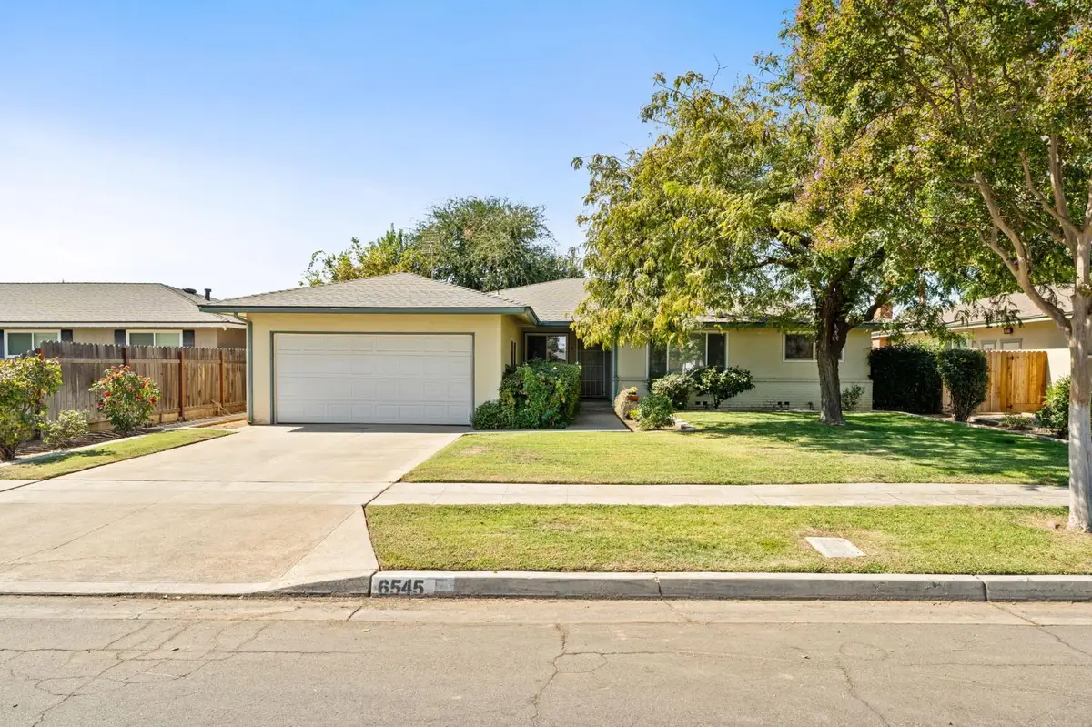 6545 N Raisina Avenue, Fresno, CA 93710 - #1