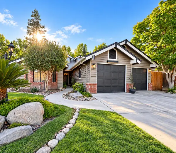 605 E Pintail Circle, Fresno, CA 93730