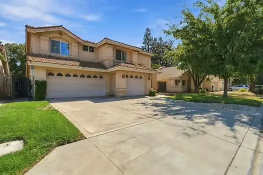 6664 N Wheeler Avenue, Fresno, CA 93722 - #2