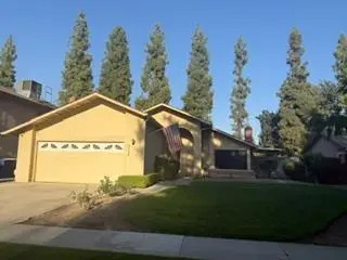 5324 N Vernal Avenue, Fresno, CA 93722