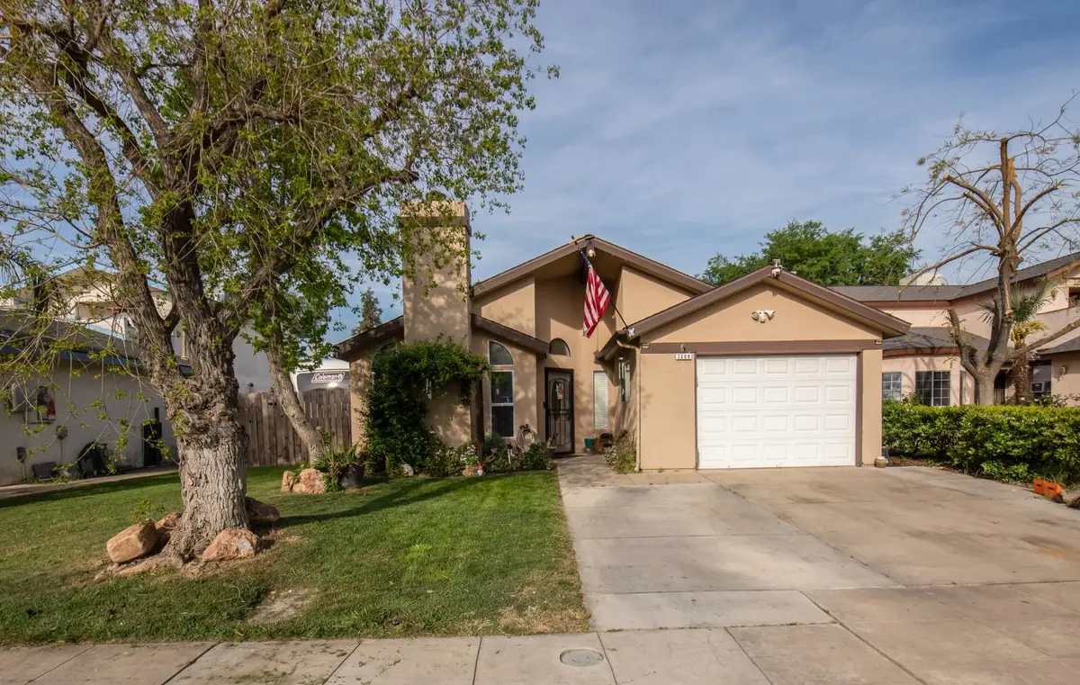 2609 N Hanover Avenue, Fresno, CA 93722 - #1