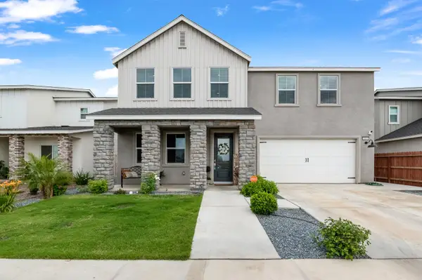 119 Ne Riverway Drive, Visalia, CA 93291