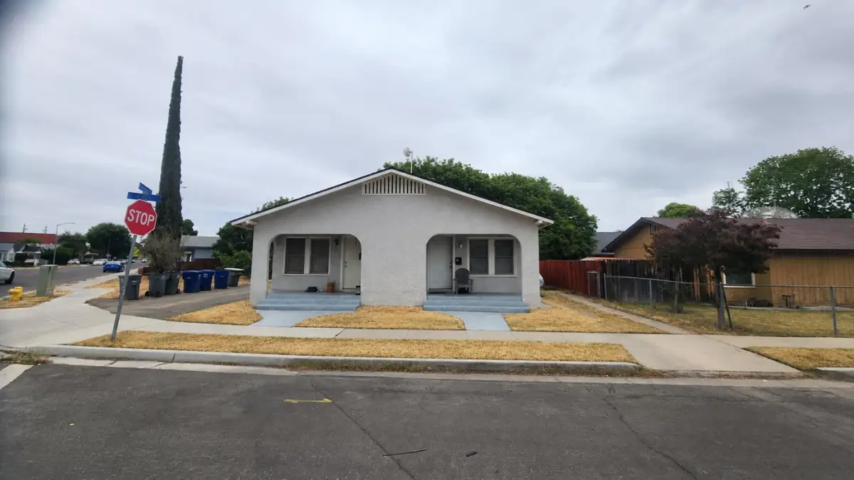 450 N 6th Street, Coalinga, CA 93210 - #1