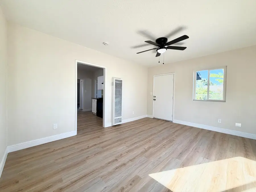 159 W Fir Avenue, Pinedale, CA 93650 - #3