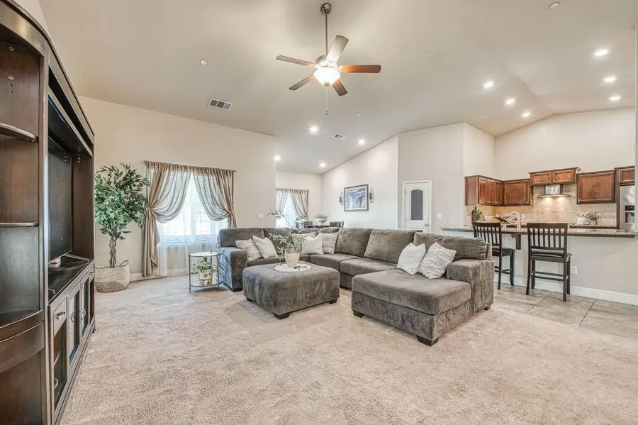 2537 Junipero Avenue, Clovis, CA 93619 - #2