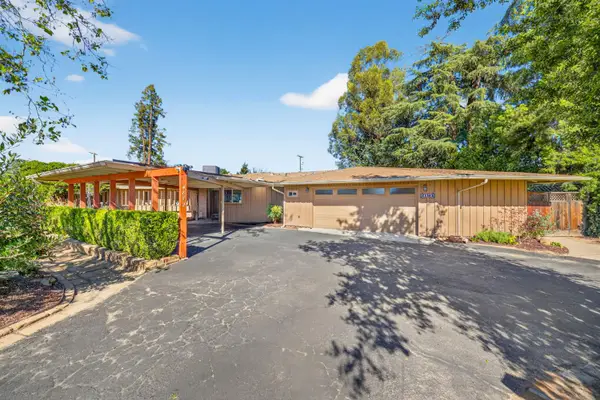 4872 N Arcade Avenue, Fresno, CA 93704